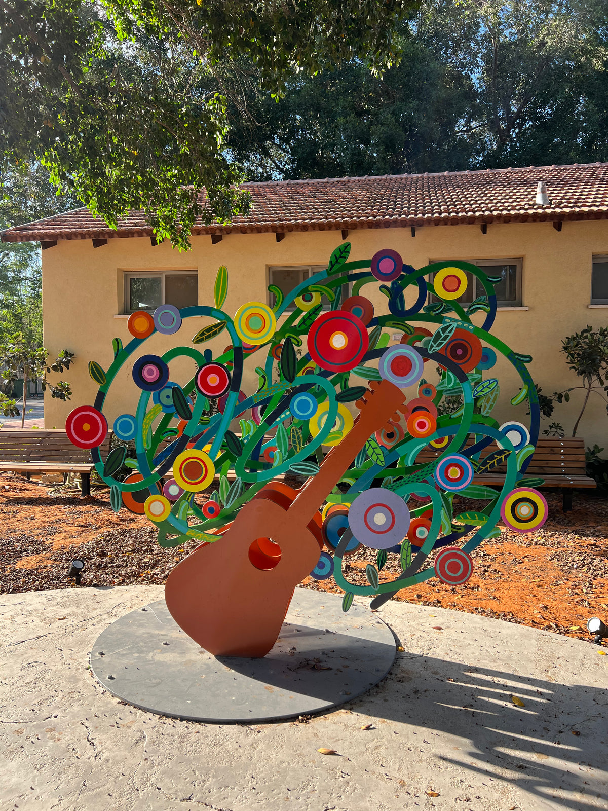 The Guitar of Dan Telesnikov - Artwork by David Gerstein